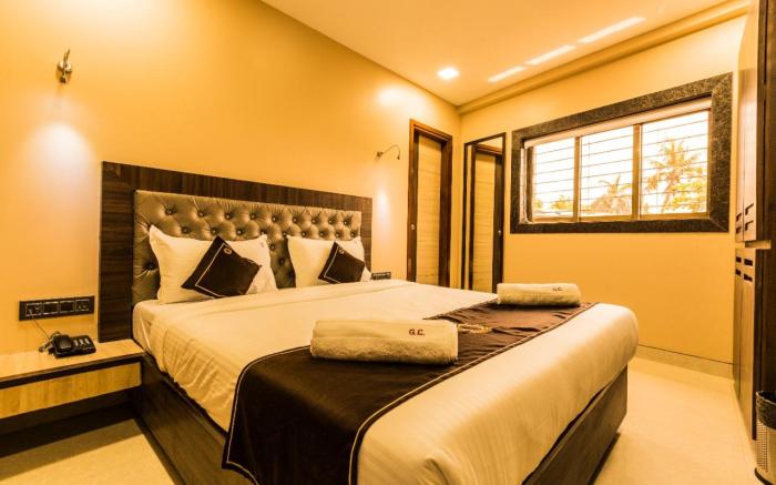 Hotel Golden Crown