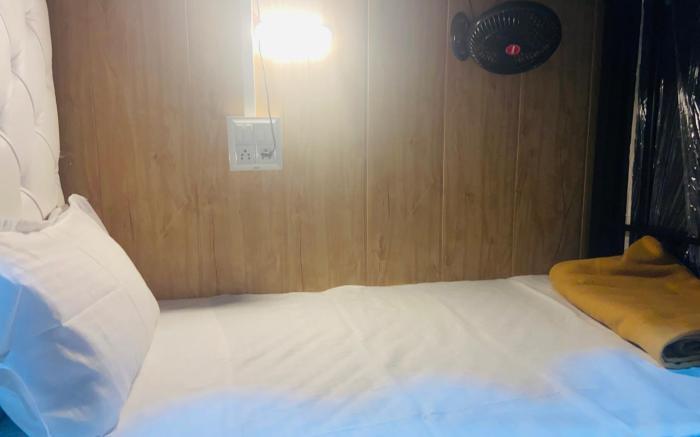 Jai Shree Shyam Dormitory