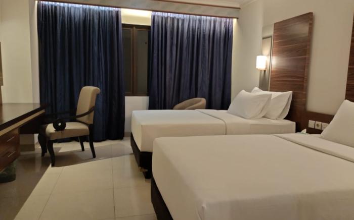 Lume'os Hotel