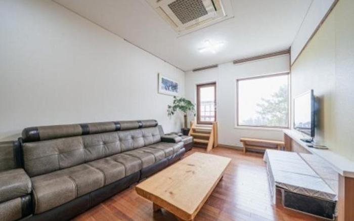 Jeju Joy Hill Pension