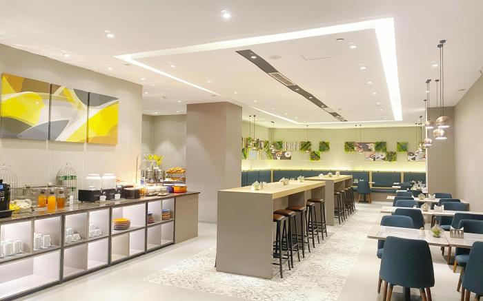 Home Inn Selected Qingdao May Fourth Square MixC