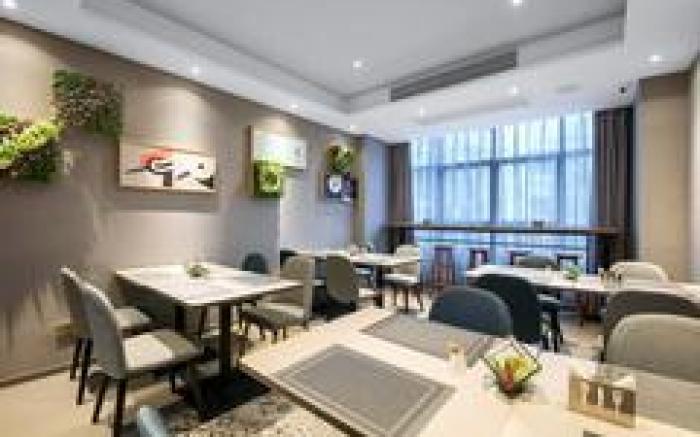 Home Inn Selected Hangzhou West Lake Wulin Square Center