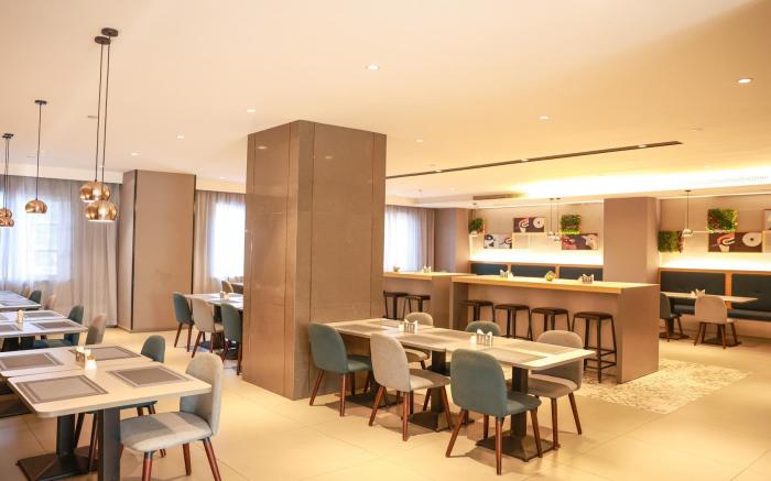 Home Inn Selected Xi'an Big Wild Goose Pagoda Tang Dynasty Everbright City History Museum