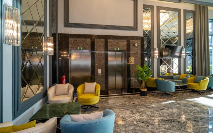 RUSEL PARK RESIDENCE