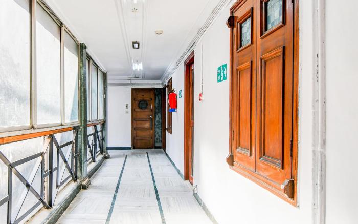 Super Hotel O Lenin Sarani