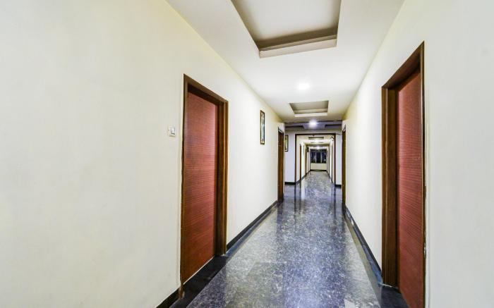 Super Townhouse Red Hills Lakdikapul Formerly Sitara Grand