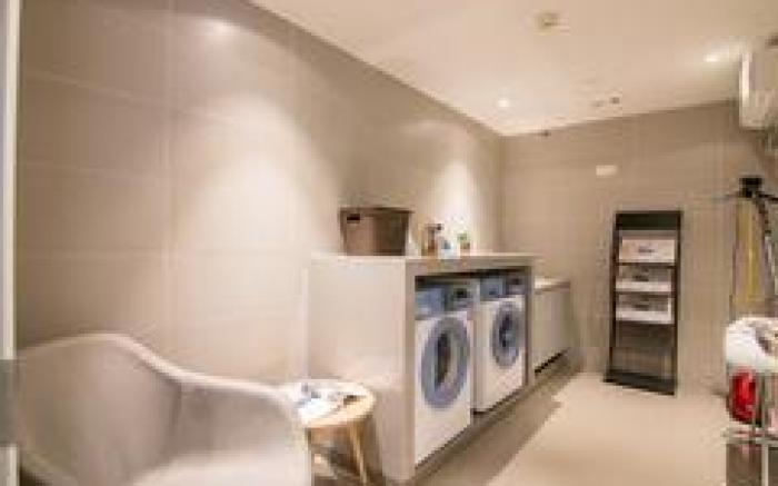 Home Inn Style Nanjing Xuanwu Lake Xinmofan Road Metro Station