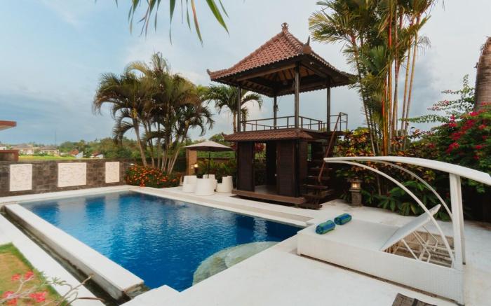 Bali Hai Luxury Villa in Nyanyi