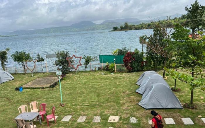 Vijay Pawna Lake view 