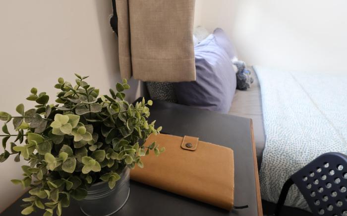 Emu Backpackers Perth - note - Valid Passport required for check in