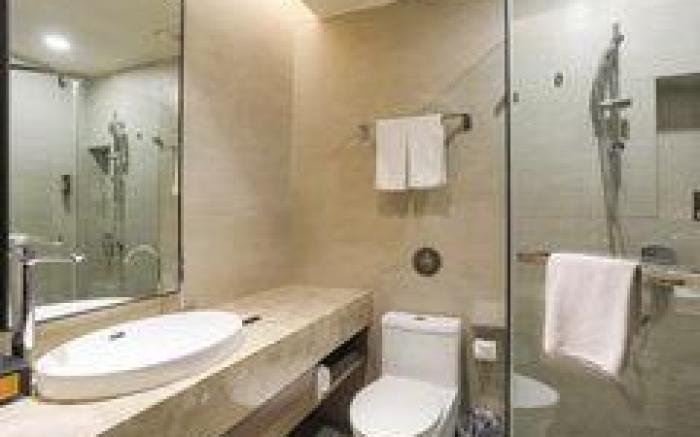 Home Inn Plus Qingdao Railway Station Zhanqiao