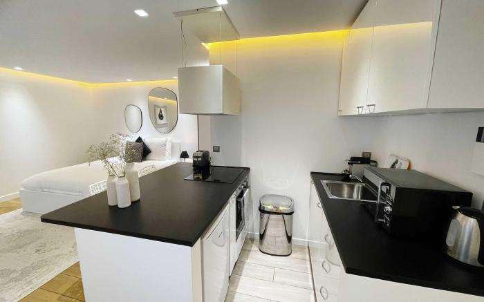 Bright studio - 2P - OperaHaussmann