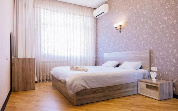 4 star lux apartment baku