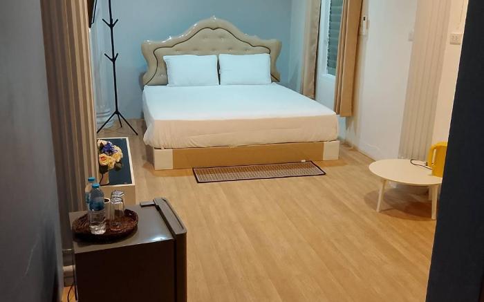 Room F2 - Follow Me ห้องพัก