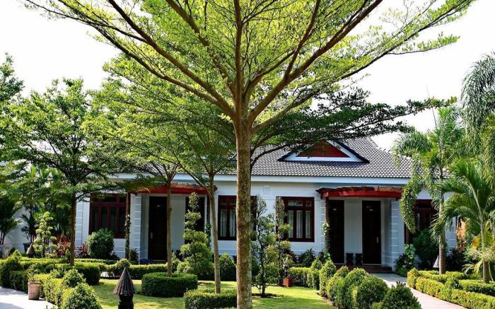 Forever Green Resort