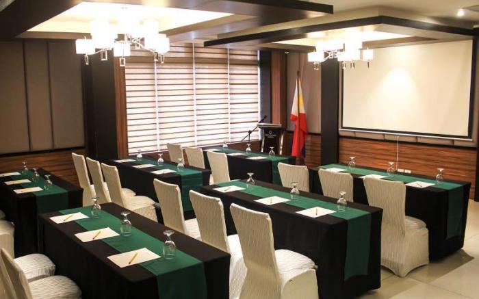 Brentwood Suites - Quezon City