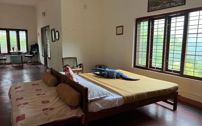 The Castle Vallakkalil Homestay Munnar