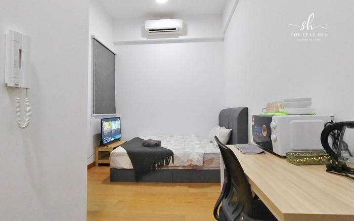 The Colony KLCC View Sky Pool_Comfort Stay CB2603B