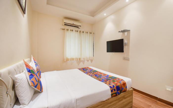 FabHotel Seven Seas