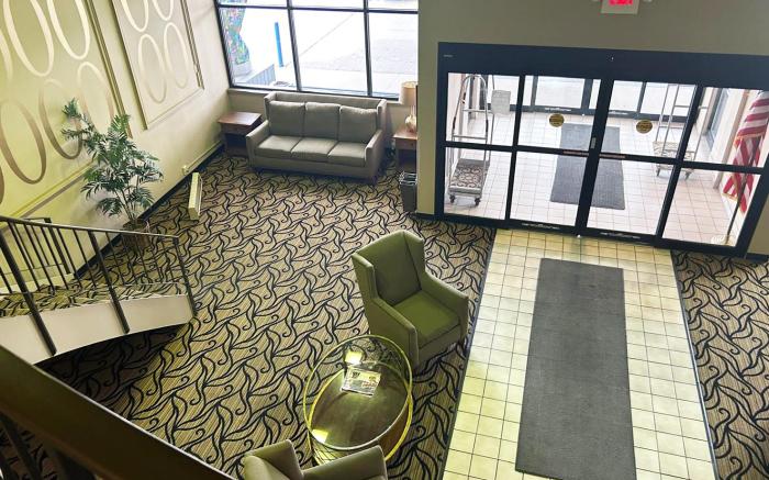 Blue Way Inn & Suites La Crosse