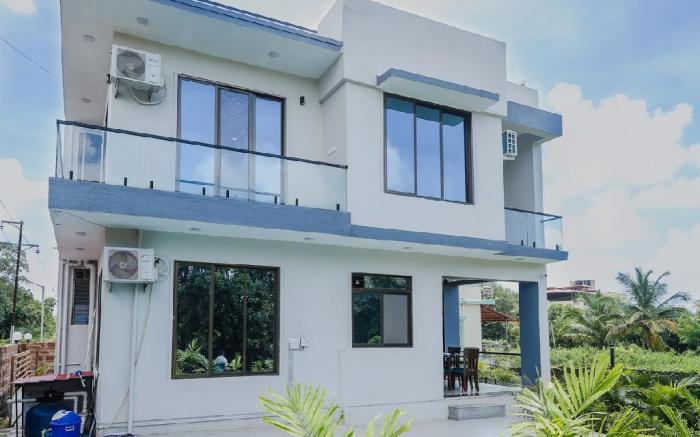 Sea Lestine by Soumil's Stays