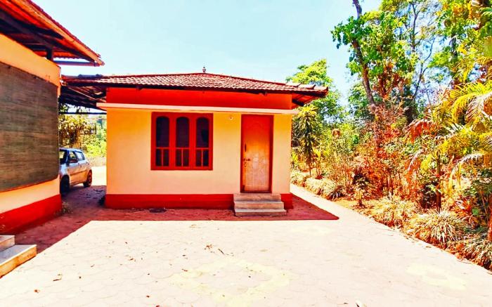 Walnut Estate Stay