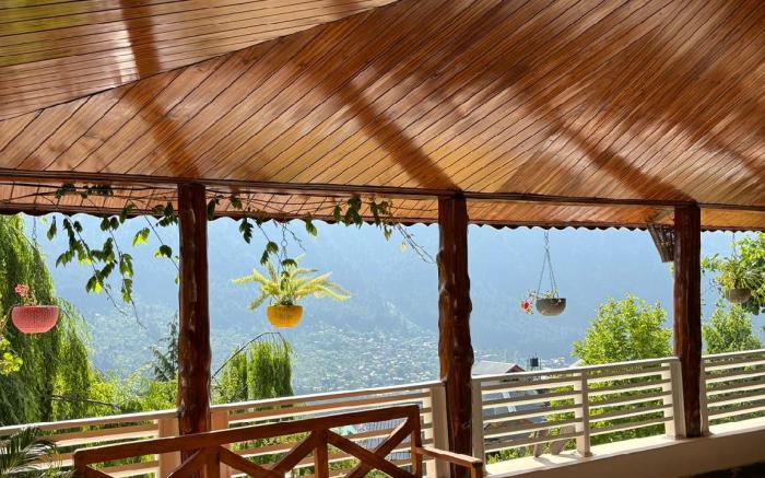 Sahasrara Mud House -1: Peaceful Stay by Homeyhuts