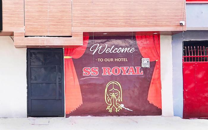 OYO 830390 Hotel SS Royal