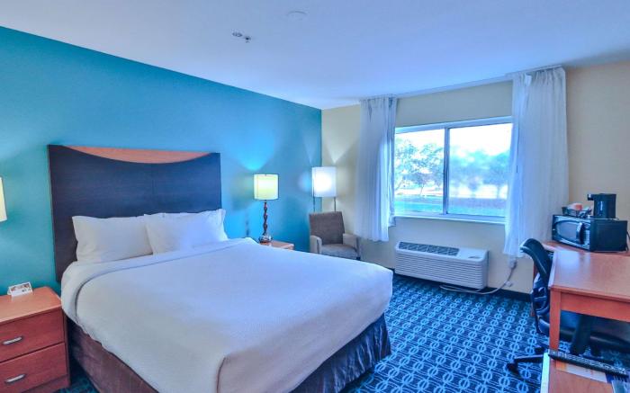 Comfort Inn & Suites Houston North - Spring