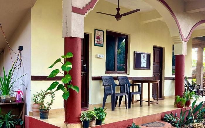 Anjunapalms GuestHouse