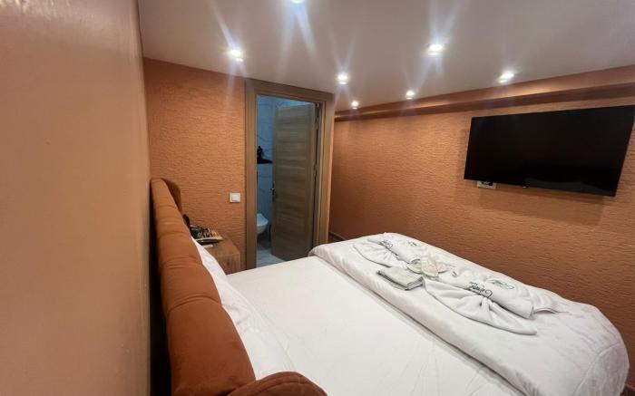 Cemre Homes