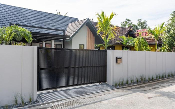 Hey Lanna! - Chic 3-Bedroom Oasis with Pool!