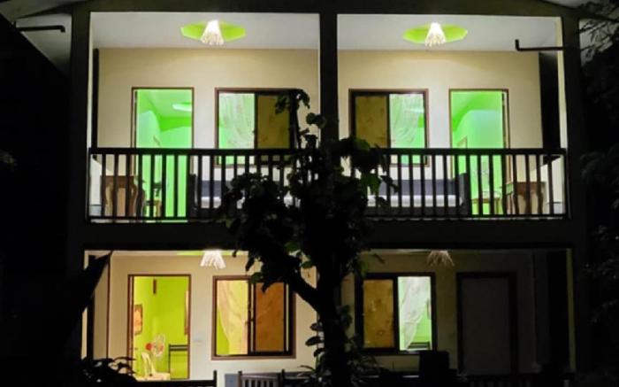 Kiarra Krisxia Lodge