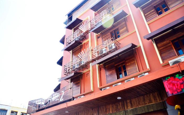 OYO 210 Hotel Five 2