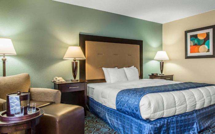 Regency Inn &Suites