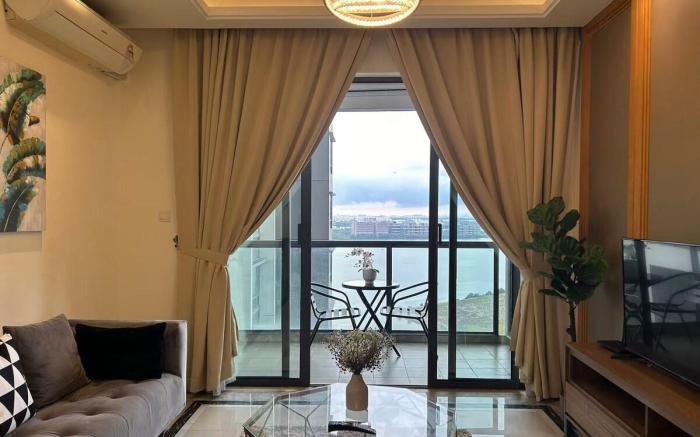 R&F Princess Cove 2R2B By Wan Li Homestay