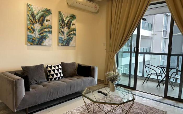R&F Princess Cove 2R2B By Wan Li Homestay