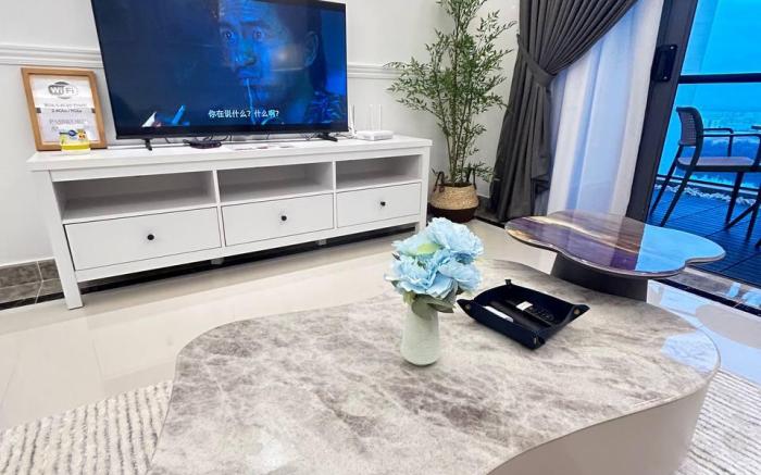 Seaview 2BR unit at R&F Seine Region by ANJU