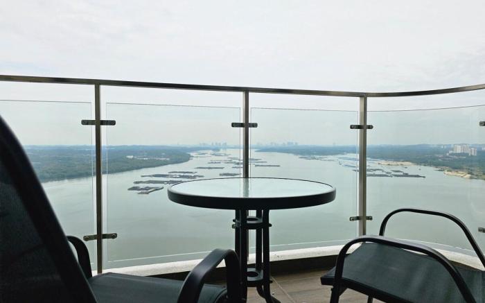 Danga Bay JB，Muji Theme，Seaview，High Floor，Netflix