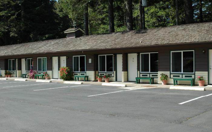 Park Motel and Cabins