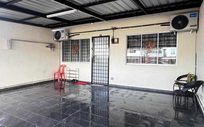 J&Y Homestay Kluang