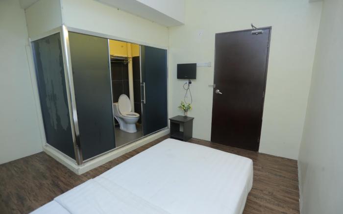 JAM Hotel Kota Warisan Near ERL Salak Tinggi Sepang