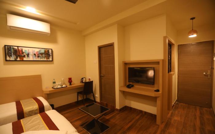 NESTLAY ROOMS VANAGARAM