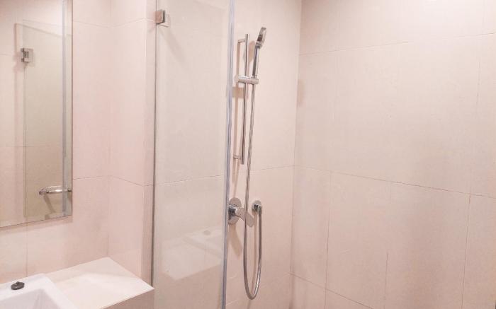 Nice and Modern 2BR M-Town Signature By Travelio