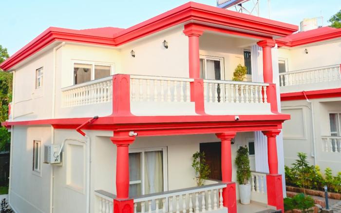 Sea Horizon Luxury Villas