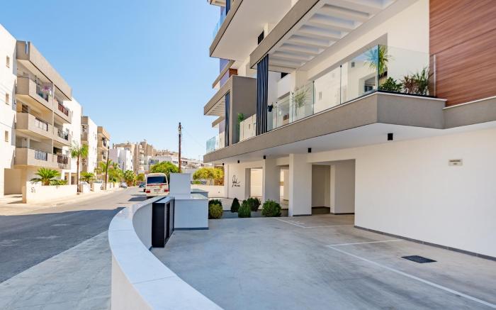 Sanders Breeze - Great two-bedroom apartment with balcony