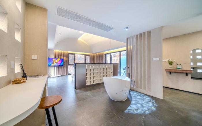 Xiyou Hotel (Xi'an City Wall)