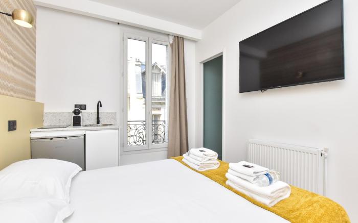 Cosy Bedroom - Tour Eiffel  Champs de Mars