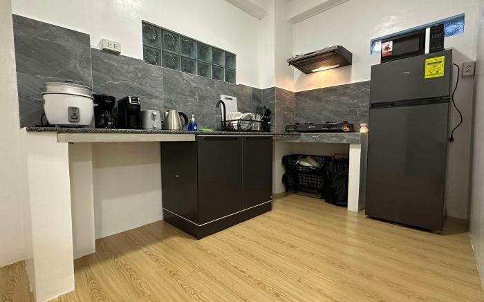 Angelica - Modern and relaxing home for Group of 6
