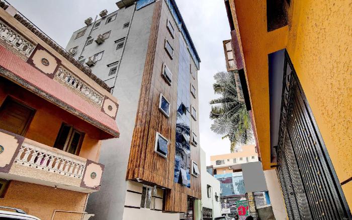 Hotel O Varcity Plaza